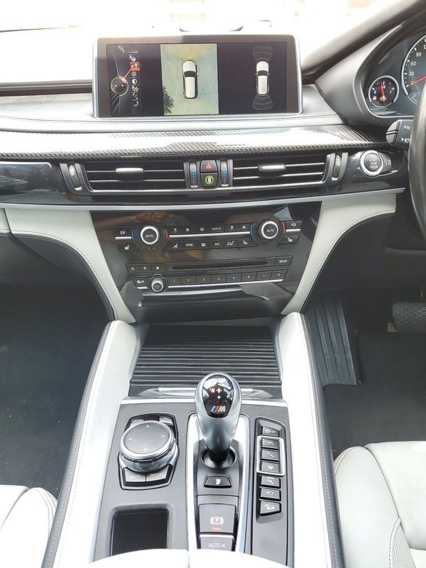 2016-BMW-X5-M image:10