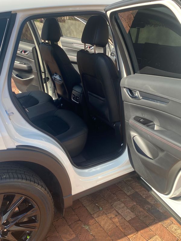 2023-Mazda-CX-5-20-Carbon-Edition-Auto image:10