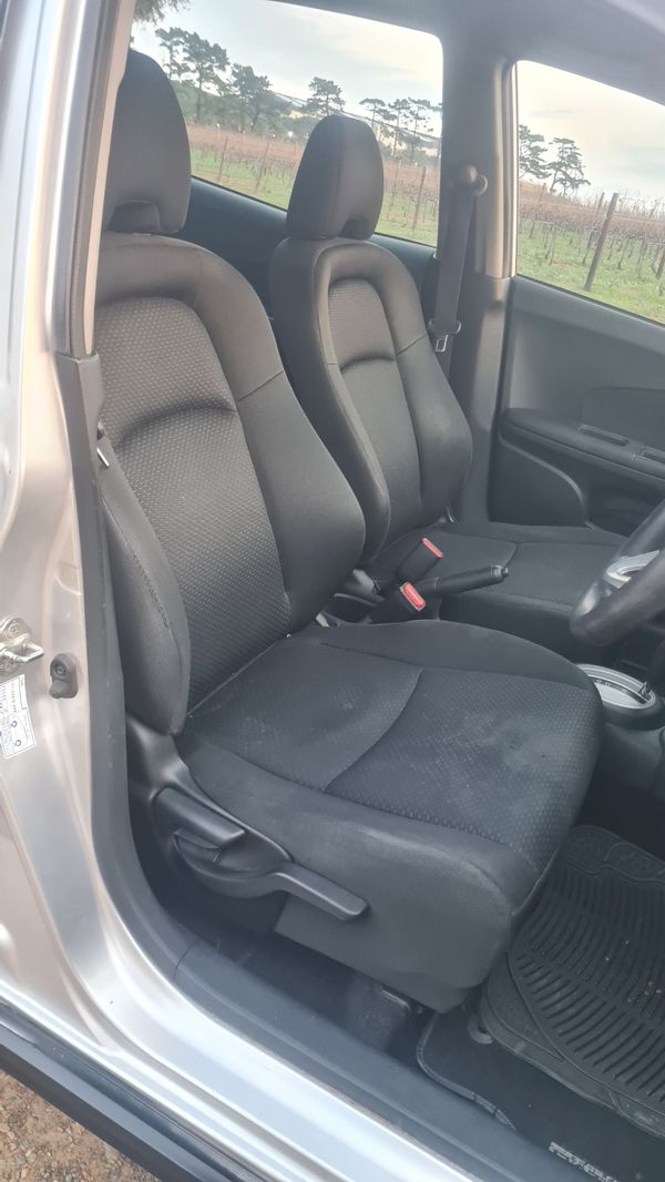 2018-Honda-BR-V-15-Comfort-Auto image:3