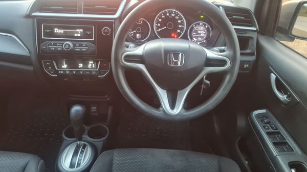 2018-Honda-BR-V-15-Comfort-Auto image:6