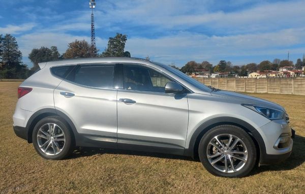 2016-Hyundai-Santa-Fe-R22-AWD-Elite-7-seat-Auto image:9