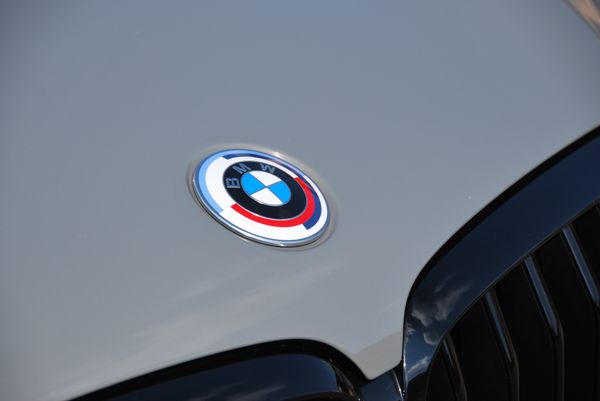 2023-BMW-X5-M50d image:3
