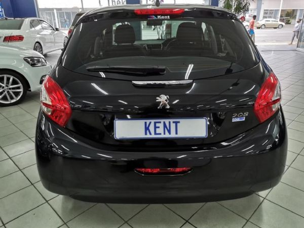 2016-Peugeot-208-12-VTi-Access-5-dr image:3
