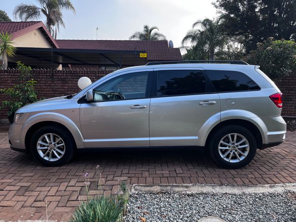 2015-Dodge-Journey-36-V6-SXT-Auto image:1