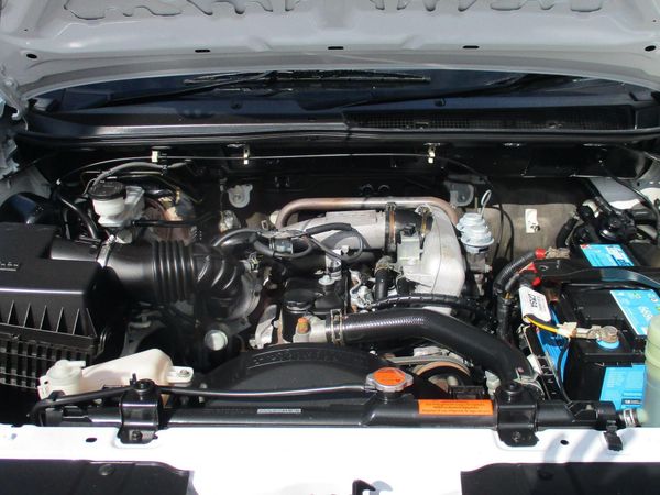 2016-Isuzu-KB-250D-Leed-Single-Cab image:8