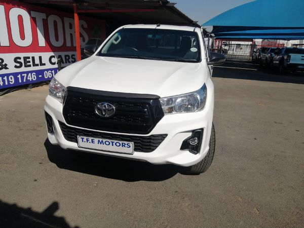 2020-Toyota-Hilux-24-GD-6-Raised-Body-SRX-Double-Cab image:2