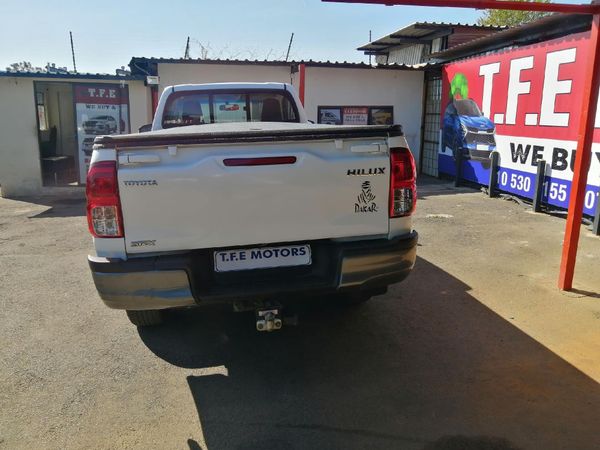 2020-Toyota-Hilux-24-GD-6-Raised-Body-SRX-Double-Cab image:5