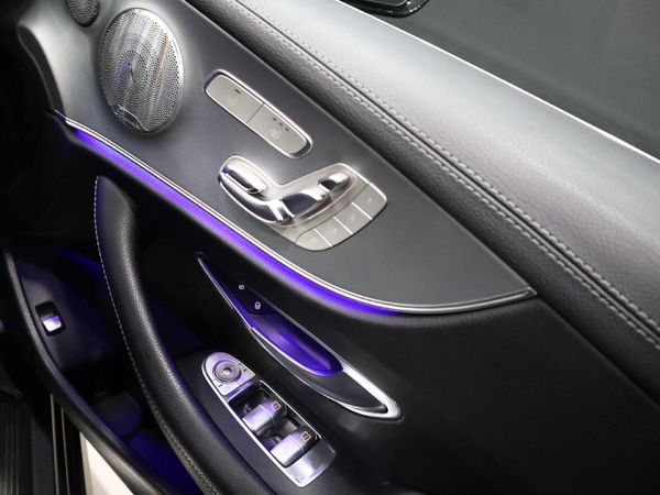 2017-Mercedes-Benz-E-Class-E-400-Coupe-4Matic image:15