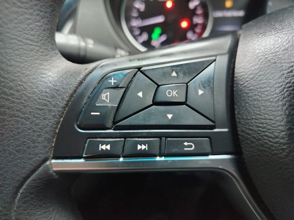 2019-Nissan-Qashqai-12T-Visia image:12