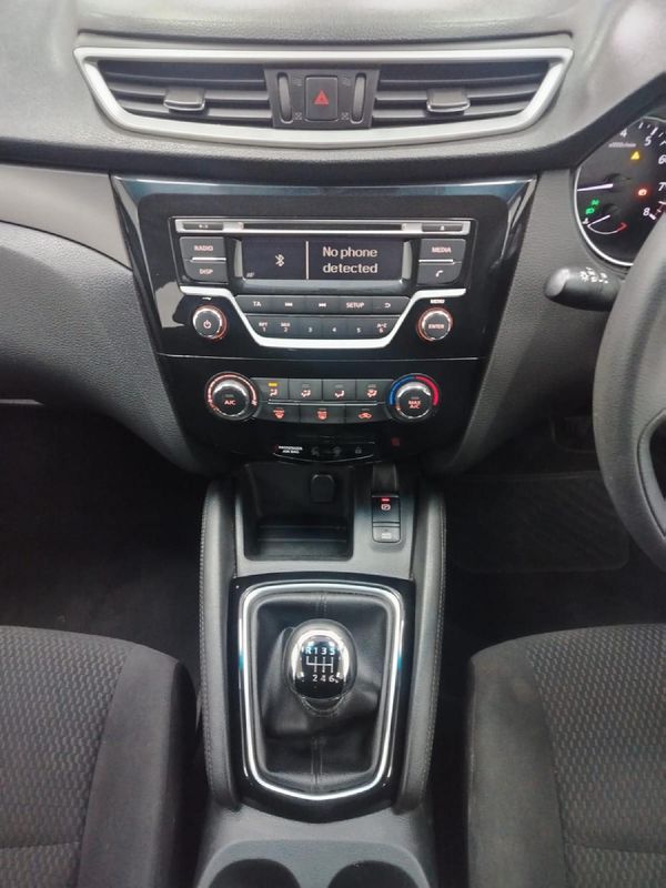 2019-Nissan-Qashqai-12T-Visia image:15