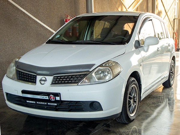  Nissan Tiida Usado  Acenta en venta en Gauteng