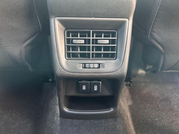 2026-Suzuki-Fronx-15-GLX-Auto image:13