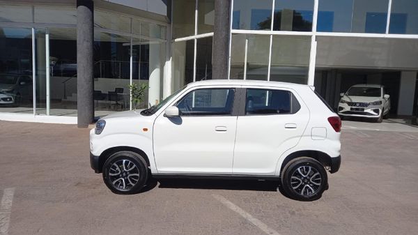 2026-Suzuki-S-Presso-10-GL image:3