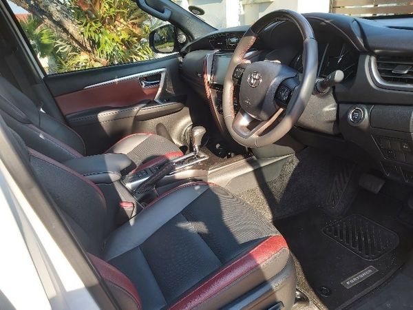 2024-Toyota-Fortuner-28-GD-6-Auto-mHev image:7