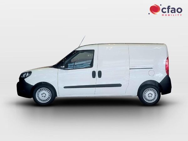 Fiat Doblo Cargo Maxi 2023 Refrigerated Van Review - Glacier Vehicles