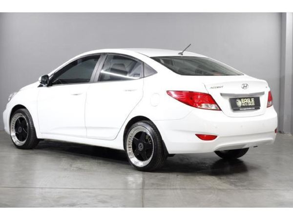 Hyundai accent 2024 1.6 2016