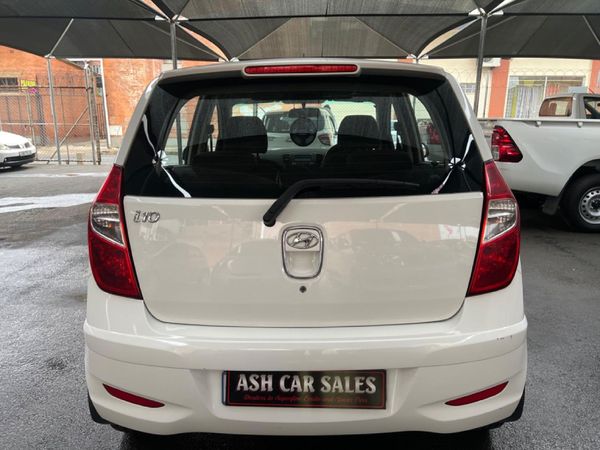 2016-Hyundai-i10-11-GLS-Motion image:6