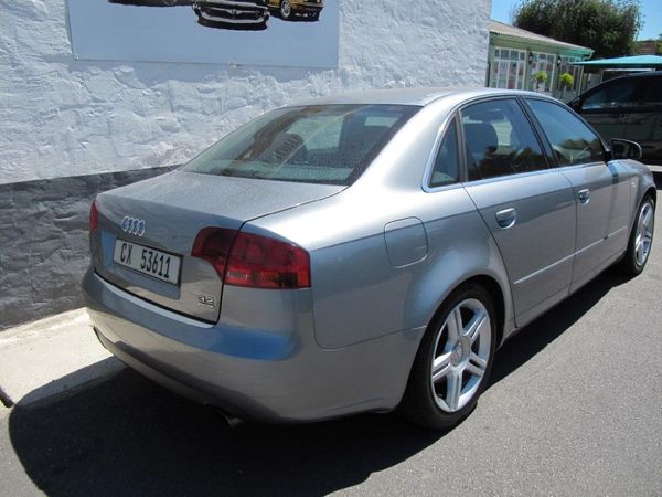 2005-Audi-A4-32-FSI-quattro-Auto image:3
