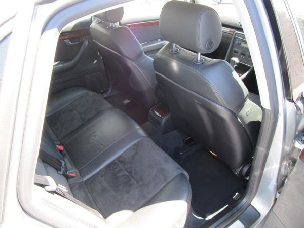 2005-Audi-A4-32-FSI-quattro-Auto image:6