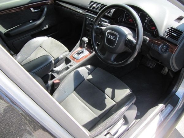 2005-Audi-A4-32-FSI-quattro-Auto image:8