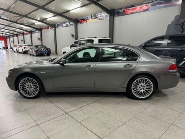 2006-BMW-7-Series-750i image:4