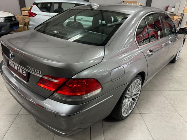 2006-BMW-7-Series-750i image:7