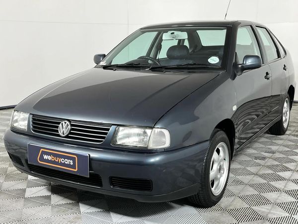 Used Volkswagen Polo Classic Lux for sale in Gauteng - Main Image