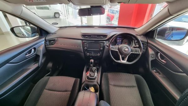 2021-Nissan-X-Trail-25-Acenta-4x4-Auto image:3