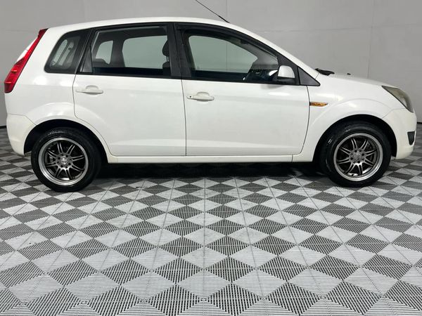 Ford Figo modified /K&N high performance air intake/Splitters/Side Skirts/Cosmetic  upgrades/Dimapur - YouTube