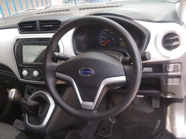 Datsun go best sale panel van