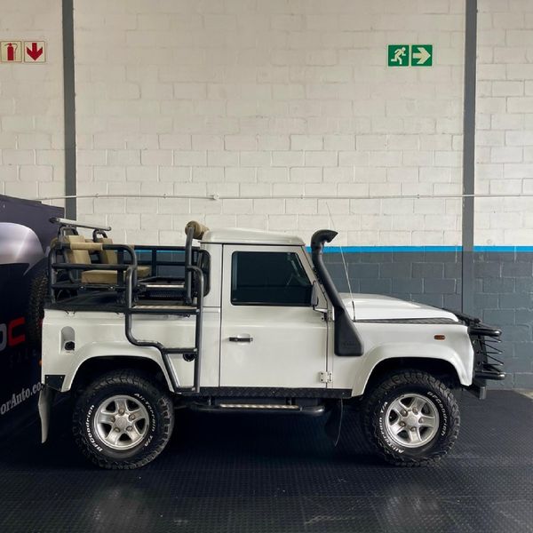 Used Land Rover Defender 90 2.2D LE Single