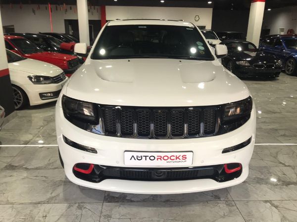 2015-Jeep-Grand-Cherokee-64-SRT-FITTED-WITH-WHIPPLE-SUPERCHAGER image:7