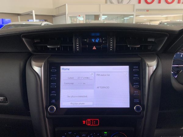2026-Toyota-Fortuner-24-GD-6-RB-Auto image:9