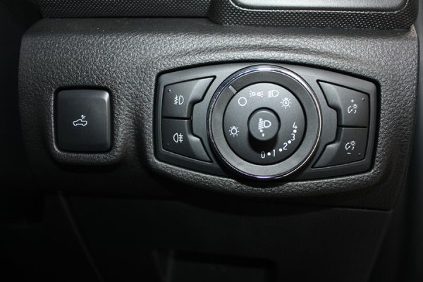 2023-Ford-Ranger-22-TDCi-XLS-Double-Cab image:12