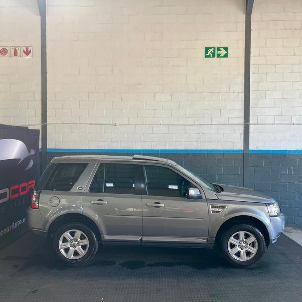 Used Land Rover Freelander II 2.2 SD4 SE Auto for sale in Western Cape