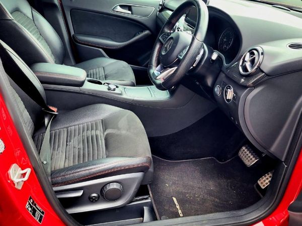 2015-Mercedes-Benz-B-Class-B-200-CDI-AMG-Auto image:7