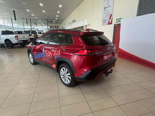 2024-Toyota-Corolla-Cross-18-XS-Hybrid image:17