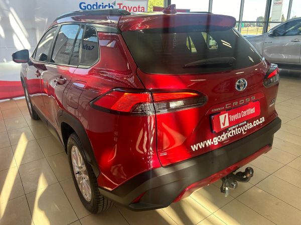 2024-Toyota-Corolla-Cross-18-XS-Hybrid image:6