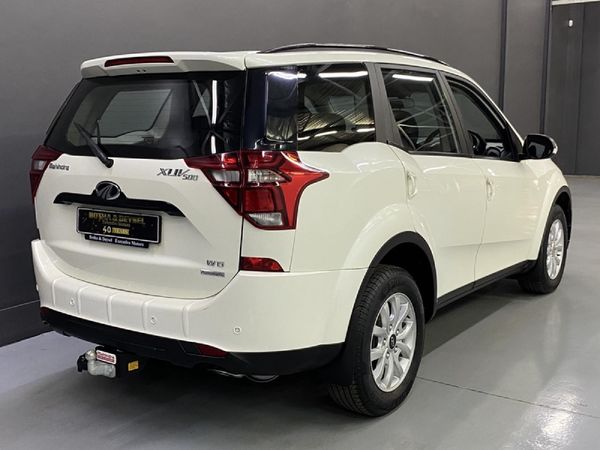 2021-Mahindra-XUV-500-22D-mHawk-7-seat-W6-Auto image:9