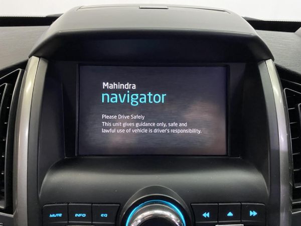 2021-Mahindra-XUV-500-22D-mHawk-7-seat-W6-Auto image:16