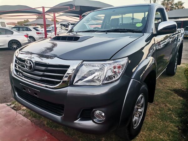 Used Toyota Hilux 3.0 D-4D Legend 45 Raised Body Single-Cab for sale in ...