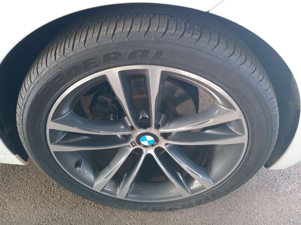 2016-BMW-3-Series-320i-GT-M-Sport-Auto image:5