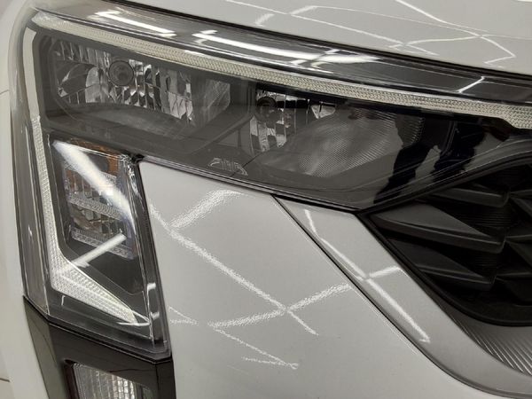 2024-Kia-Sonet-15-LX image:12
