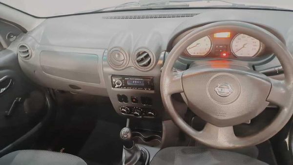 2019-Nissan-NP200-15-dCi-Safety-Pack image:7
