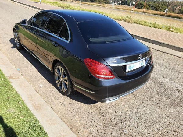 2015-Mercedes-Benz-C-Class-C-180-Avantgarde-Auto image:9