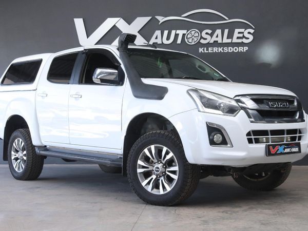 qb 2017 vol.1〜5 Used Isuzu KB 300 D-Teq LX Double-Cab for sale in North West