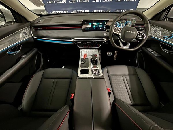 2026-Jetour-X70-Plus-15T-Deluxe image:8