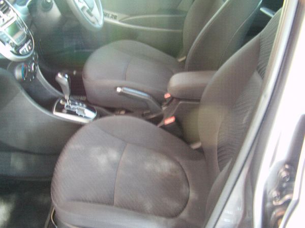2017-Hyundai-Accent-16-GLS-Fluid-Auto image:20