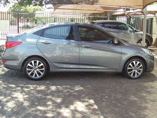 2017-Hyundai-Accent-16-GLS-Fluid-Auto image:7