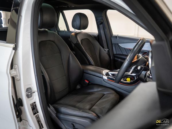 2018-Mercedes-Benz-GLC-350d image:17